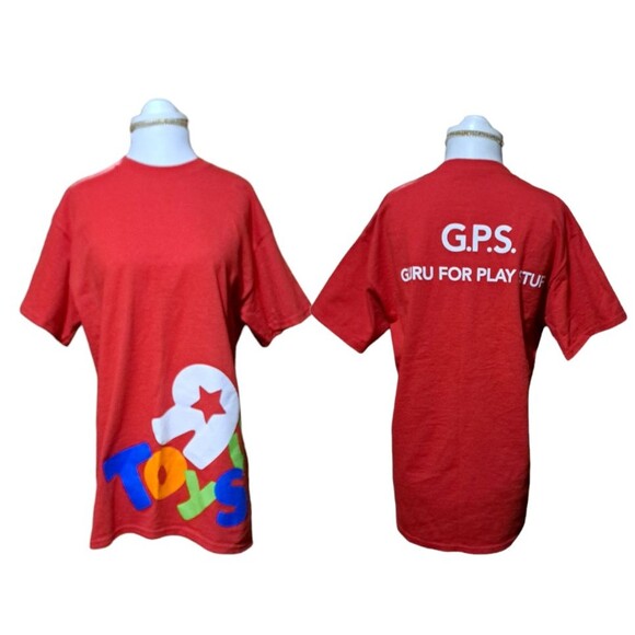 Toys RUs Employee Staff Uniform T Shirt GPS Guru for Play Stuff Men's Medium Red - Picture 2 of 7
